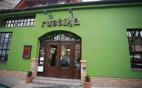 Rustika Sobe